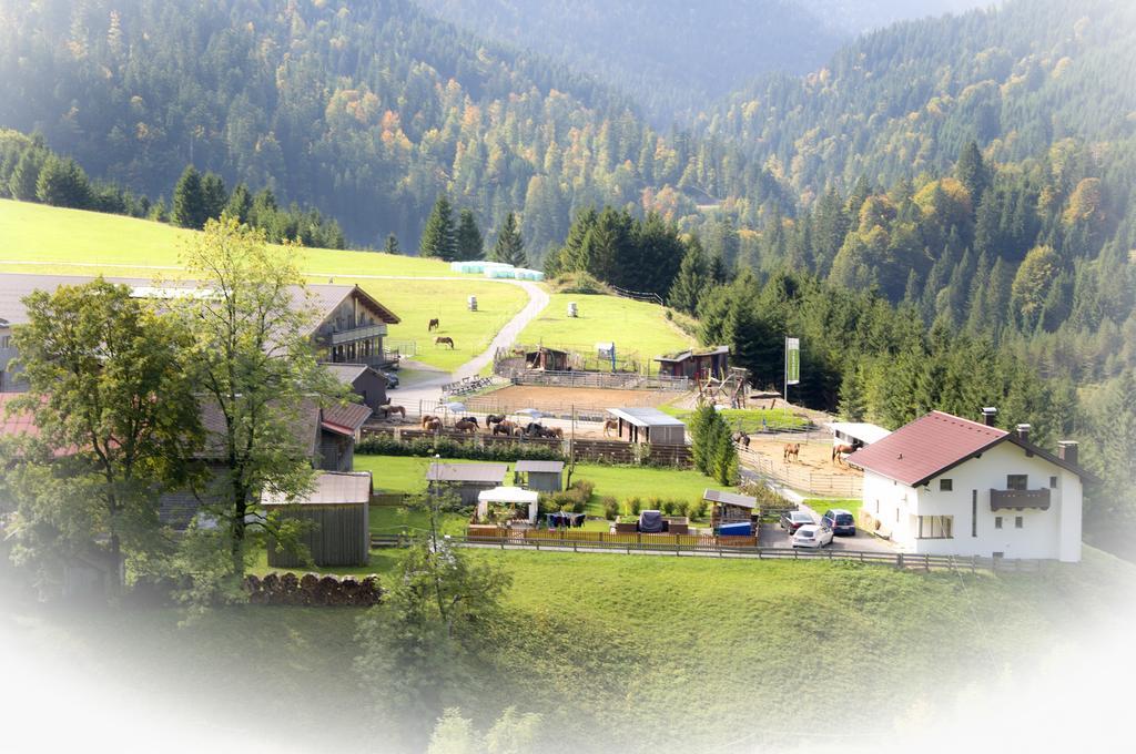 Reiterhof Berggut Gaicht Hotel Nesselwangle Exterior photo